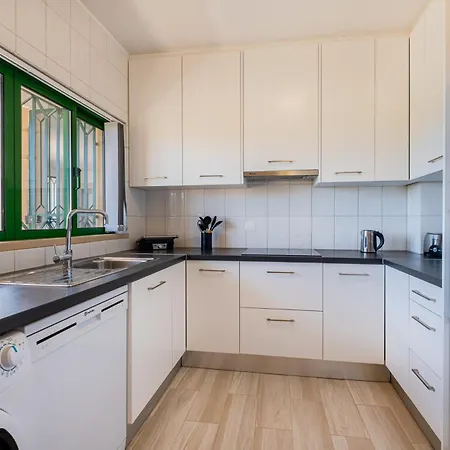 Apartamento Heart Of Oura By Signaturestays